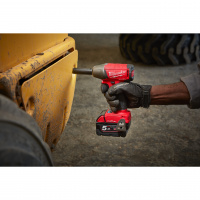Аккумуляторный гайковёрт M18 ONEIWF12-502X 1/2"